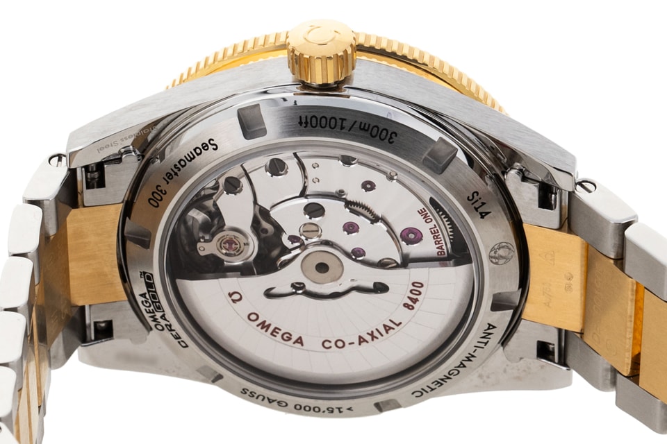 Omega Seamaster 300 233.20.41.21.01.002 Image 4